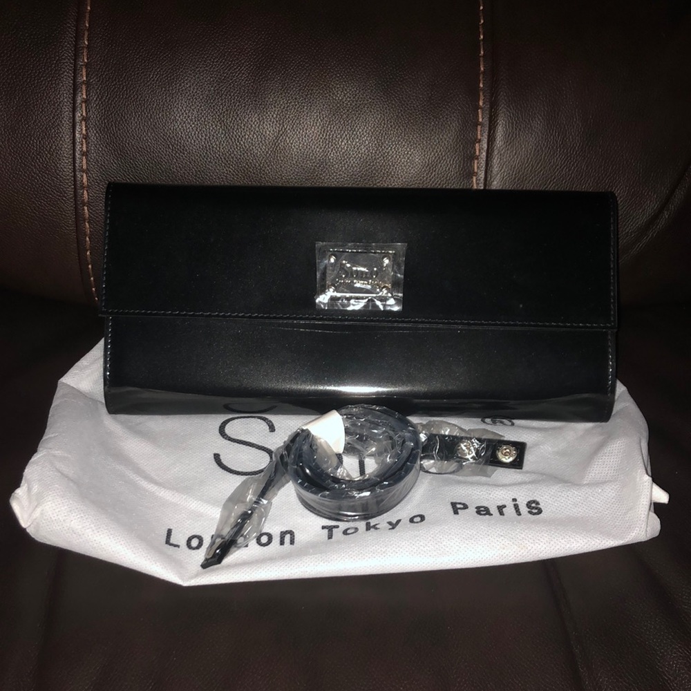Sono Black Patent Clutch